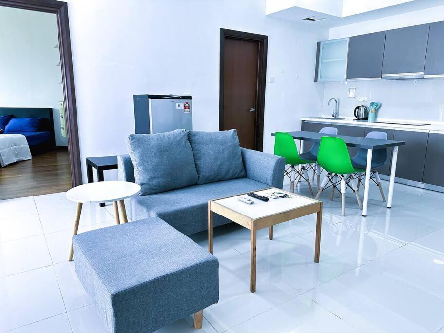 Regalia Sky Pool 1bedr 1br Service Apartemen Kuala Lumpur